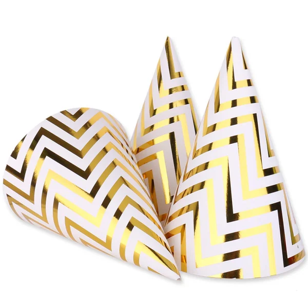 Boieo gold birthday hats: 10 cone hats with a gold and white wave pattern